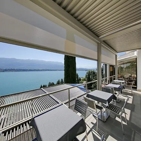 Ombremont Jean-pierre Jacob Hotel